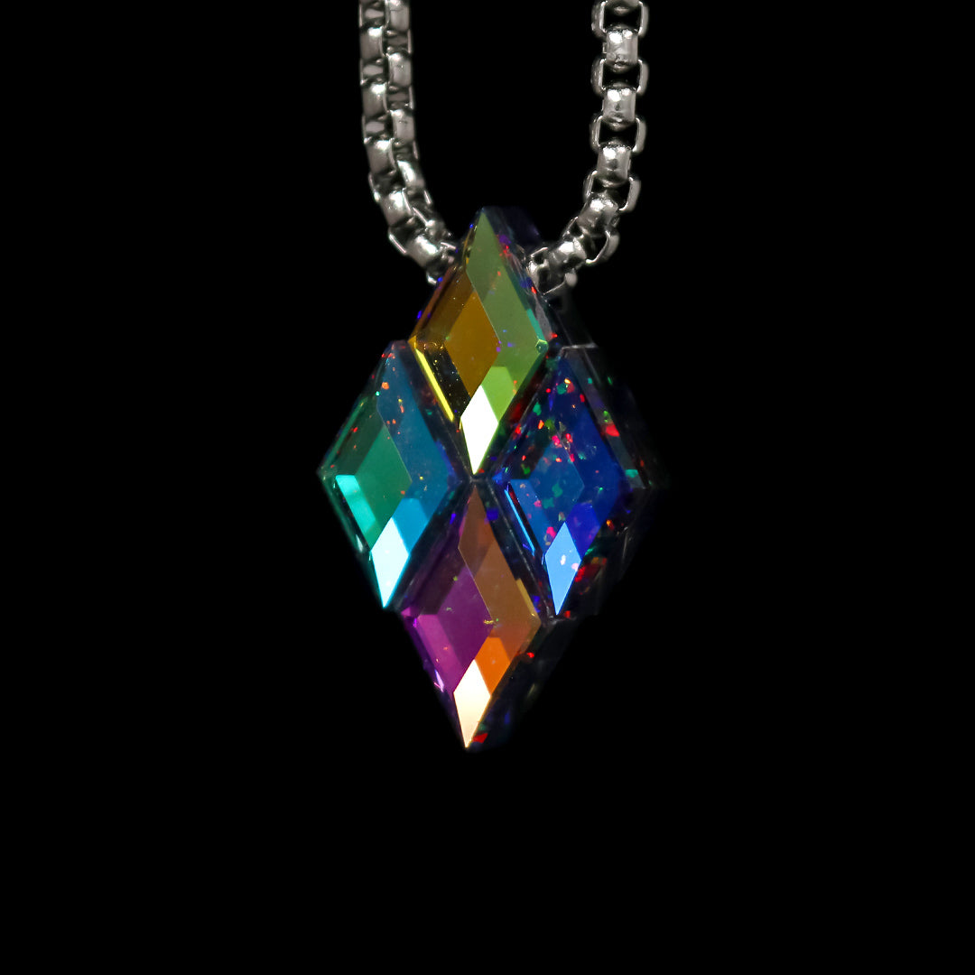 Faceted Deco Diamond Cluster Pendant (4C)