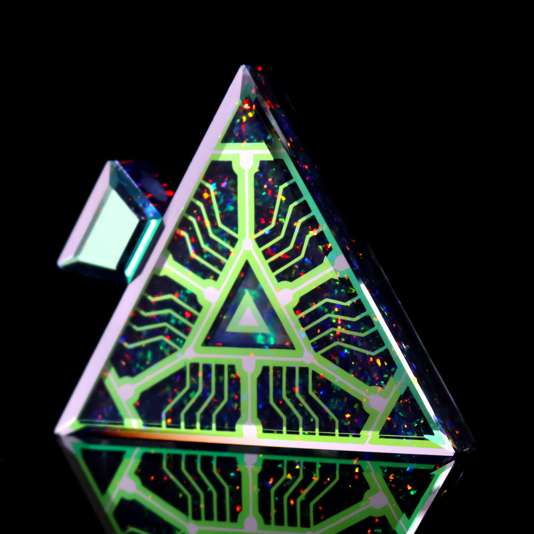 Quantum Floating Core Opal Triangle