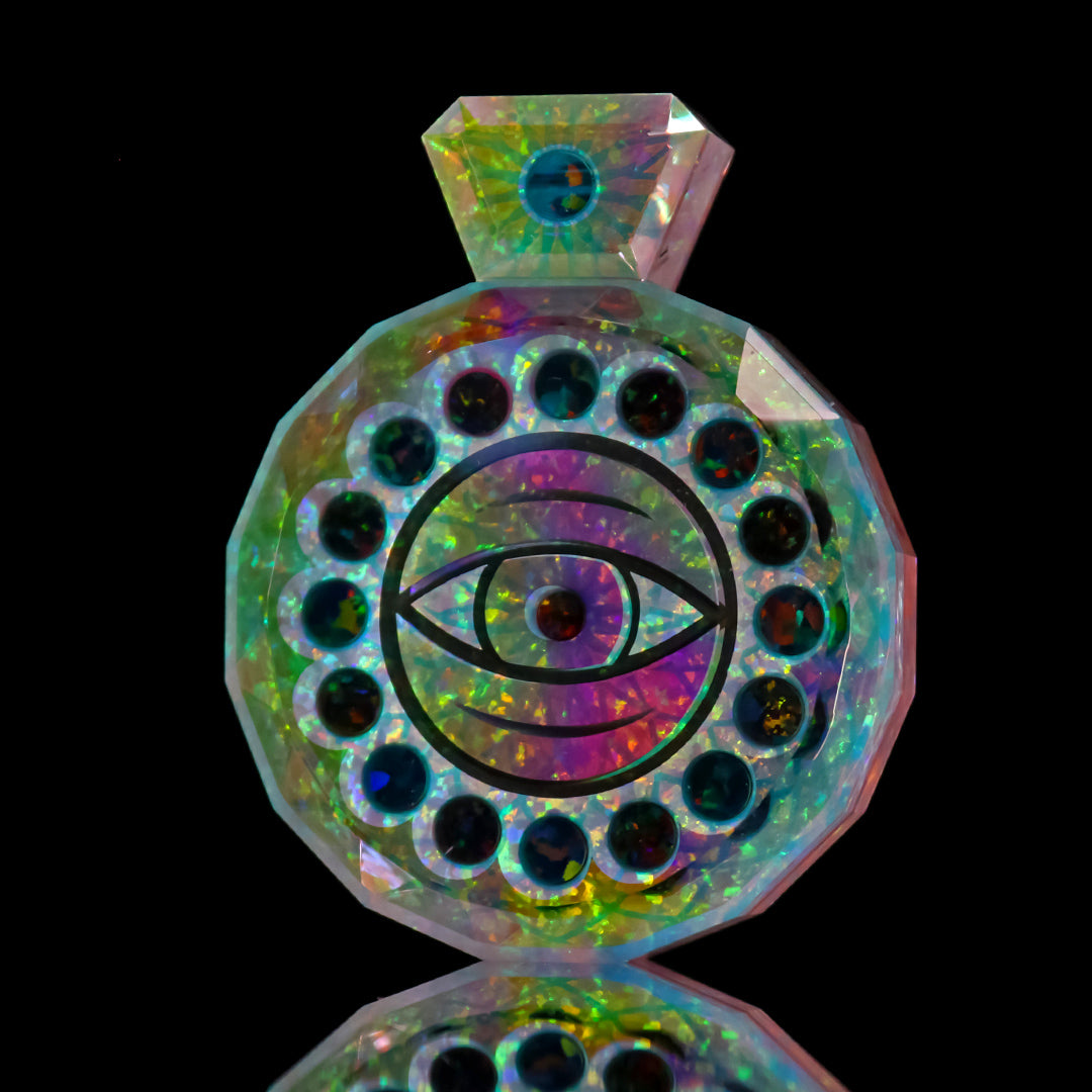 Socketed Opal Retti Eye Pendant