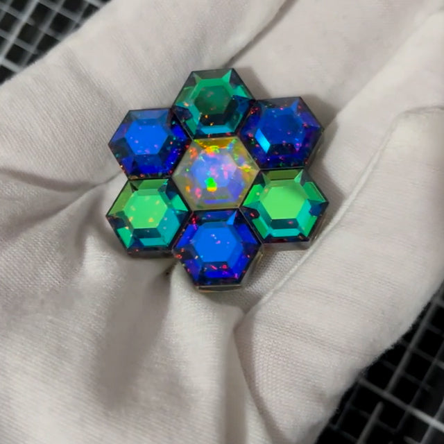 Honeycomb Cluster