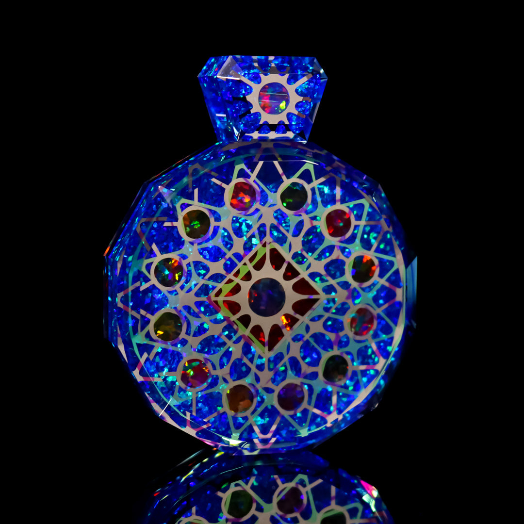 The Traveler Socketed Opal Amulet